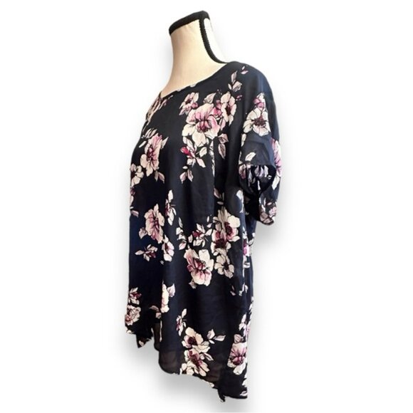 Women’s torrid 2 Navy Floral Print Georgette Pleated Back Top 18 20 2X XXL - Picture 4 of 11